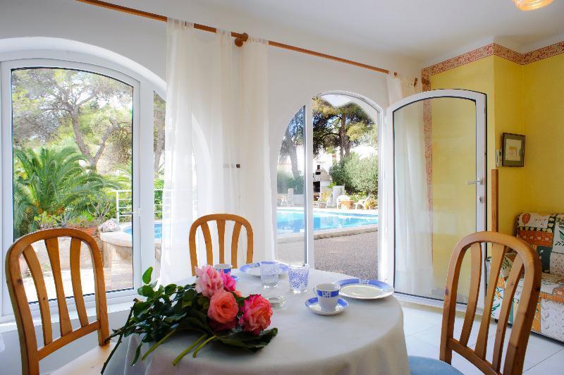Villa West Casa Taake กาลาดอร์ ภายนอก รูปภาพ