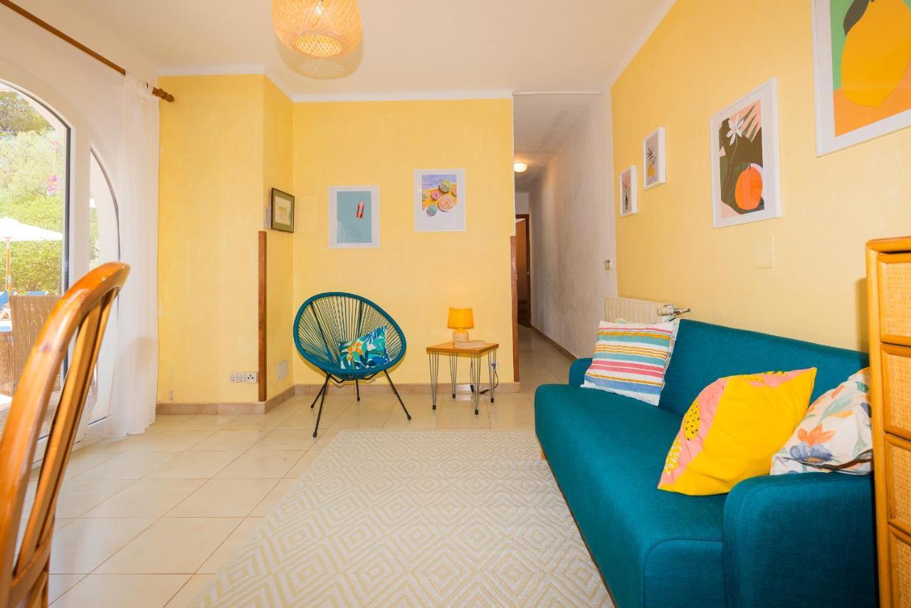 Villa West Casa Taake กาลาดอร์ ภายนอก รูปภาพ