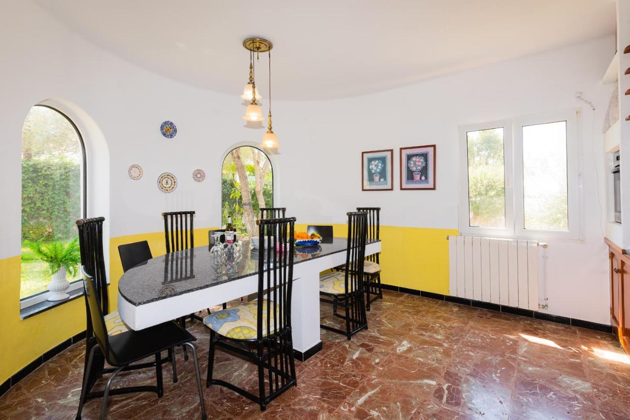 Villa West Casa Taake กาลาดอร์ ภายนอก รูปภาพ